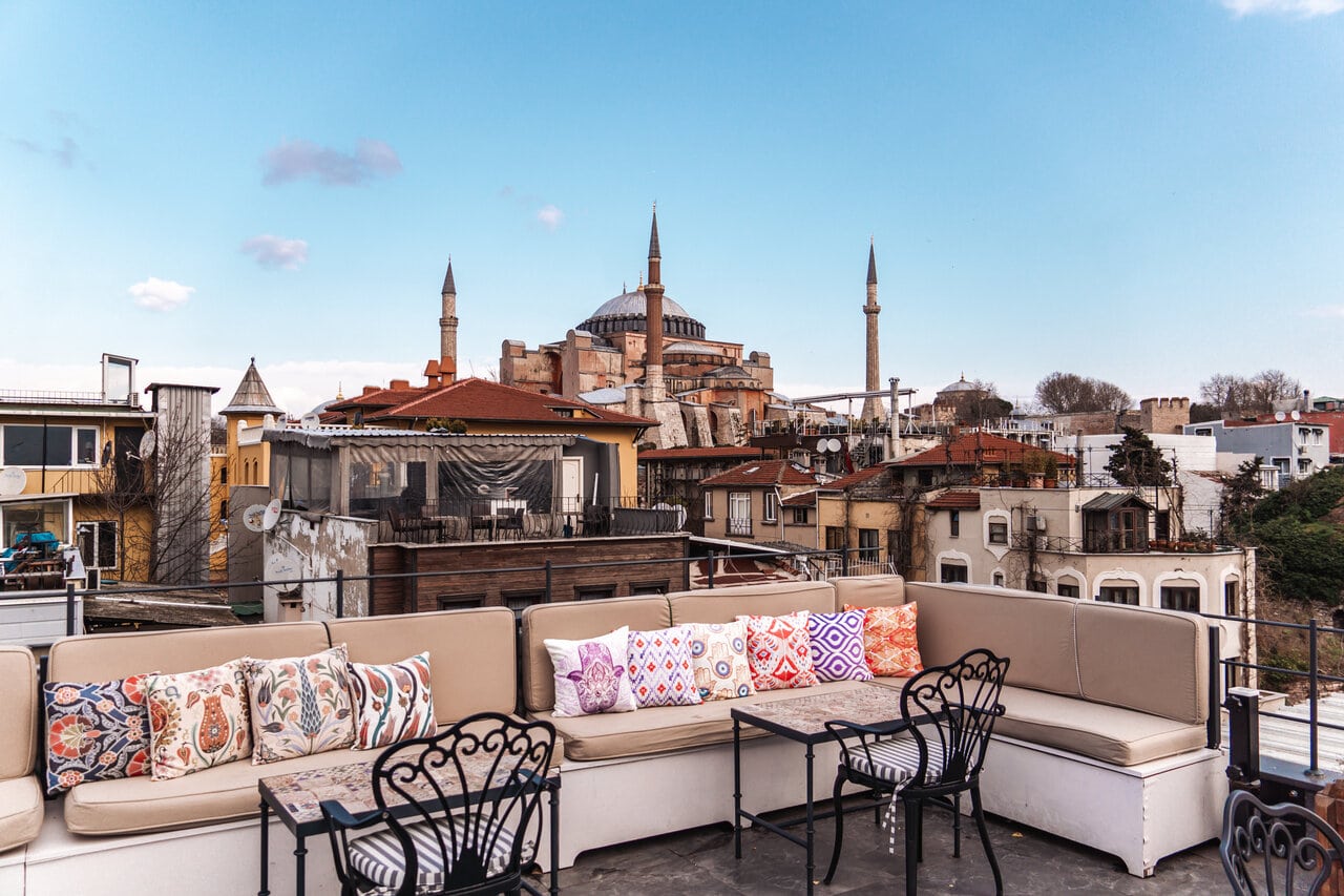 Where to Stay in Istanbul Turkey - ET Food Voyage